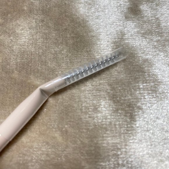 Colourpop Feather Effect Brow Brush BNIB - Picture 2 of 2
